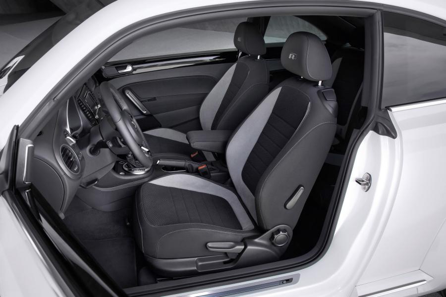  Volkswagen Beetle R-Line 2013 года  (фото 2 из 6)